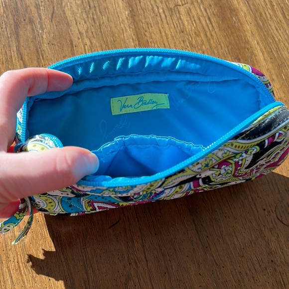 Vera Bradley silk paisley quilted clutch zipper pouch - Picture 5 of 5